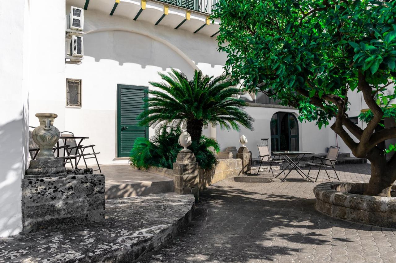 Villa Casa Vacanza Gico' Alezio Exterior foto